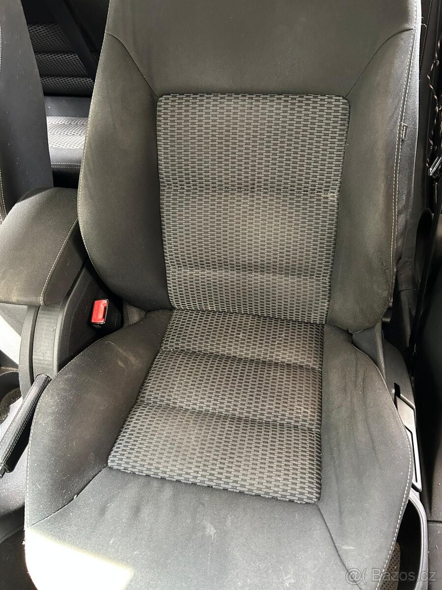 Sedačky Octavia 2 FL polosport