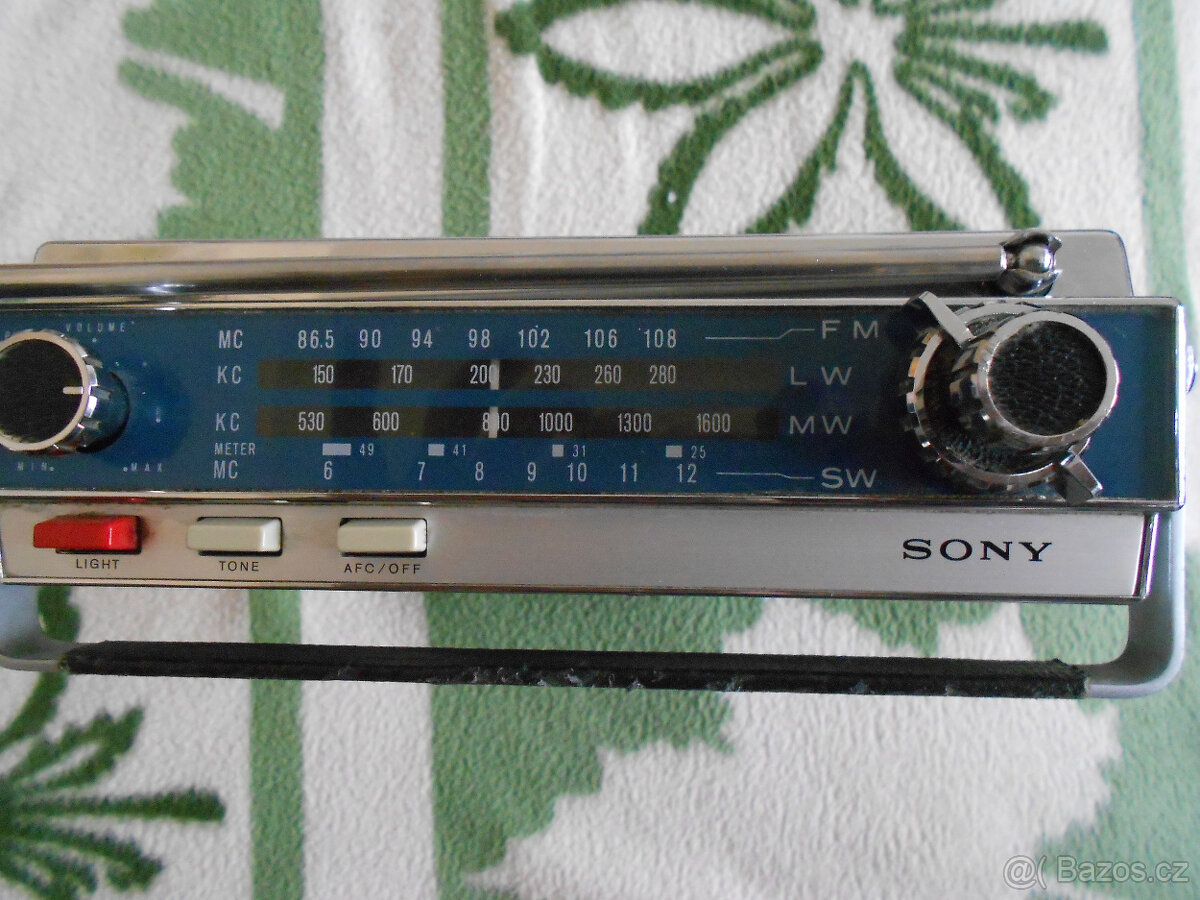 Prodám radio SONY 7F-74DL