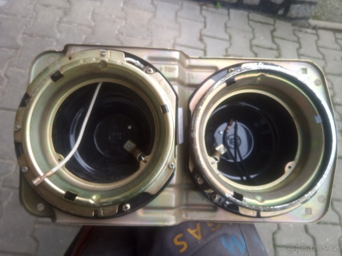 Škoda 120LS 120GLS rámeček světel