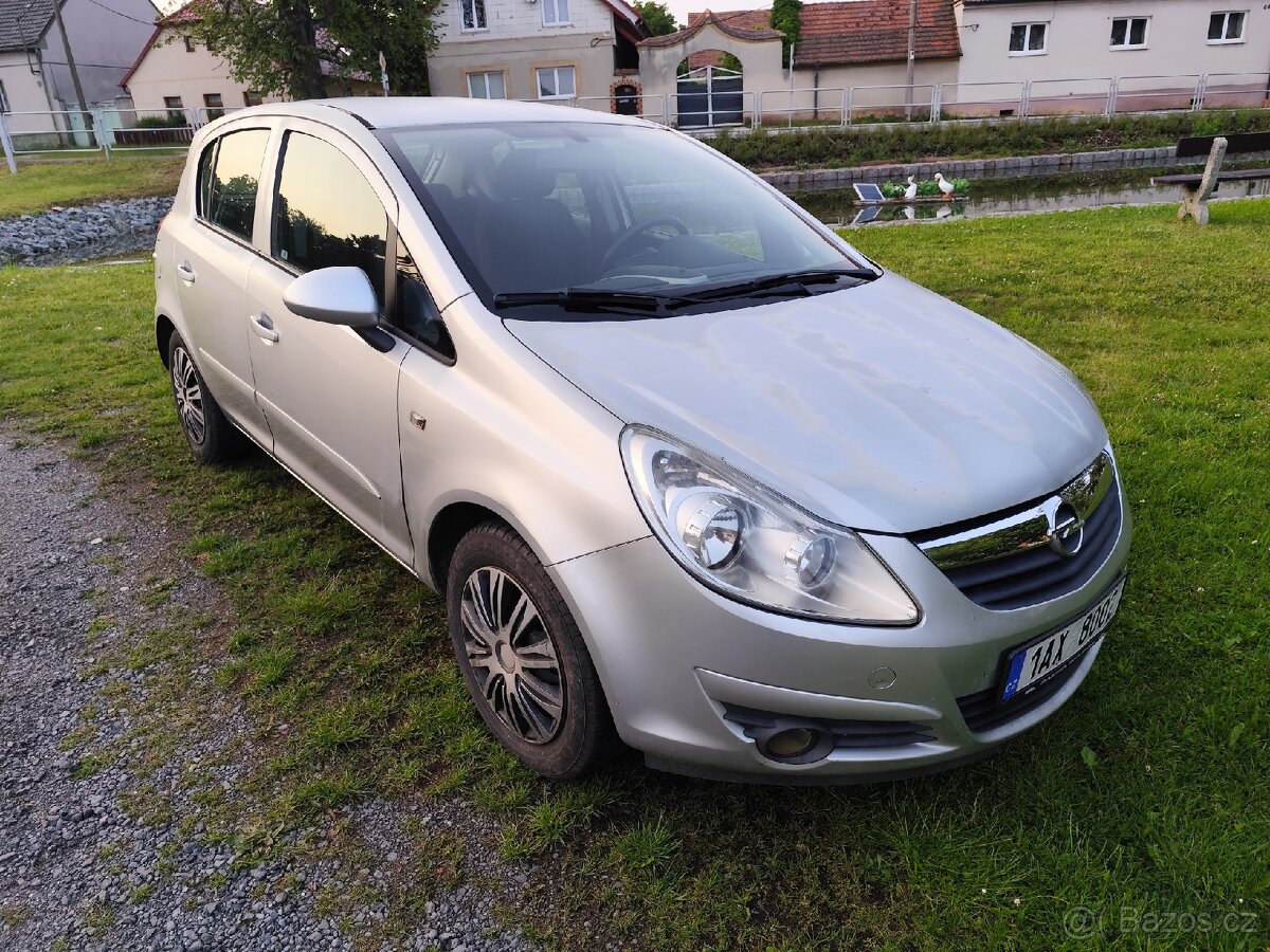 Opel Corsa 1.2 nová STK