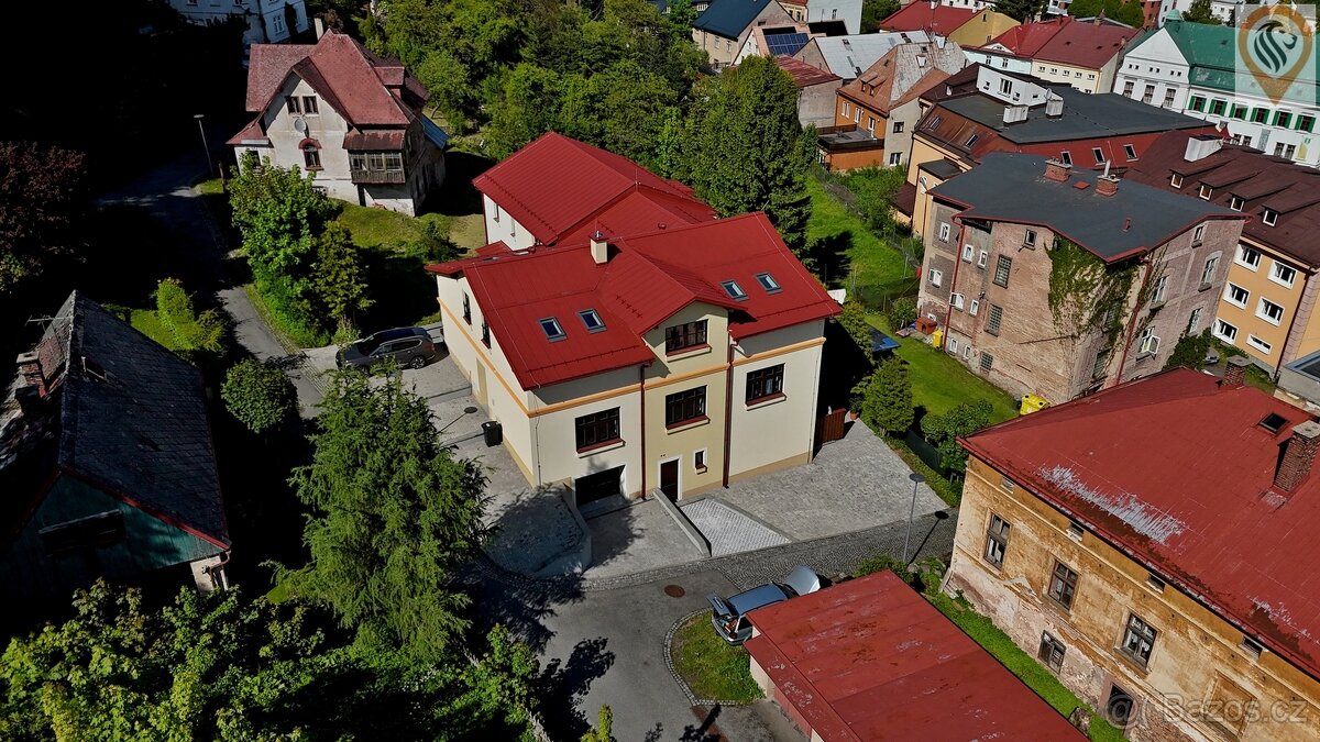 Byt 2+1, 54 m2 v Zámecké ulici v Žacléři