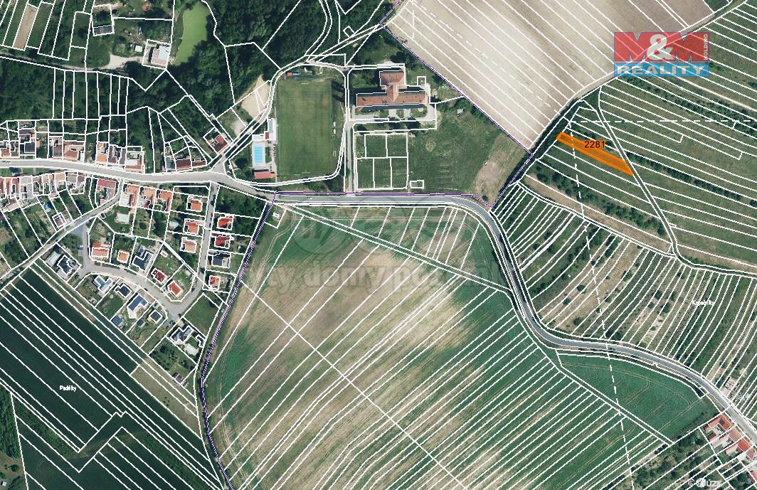 Prodej pole, 115 m², Stavěšice
