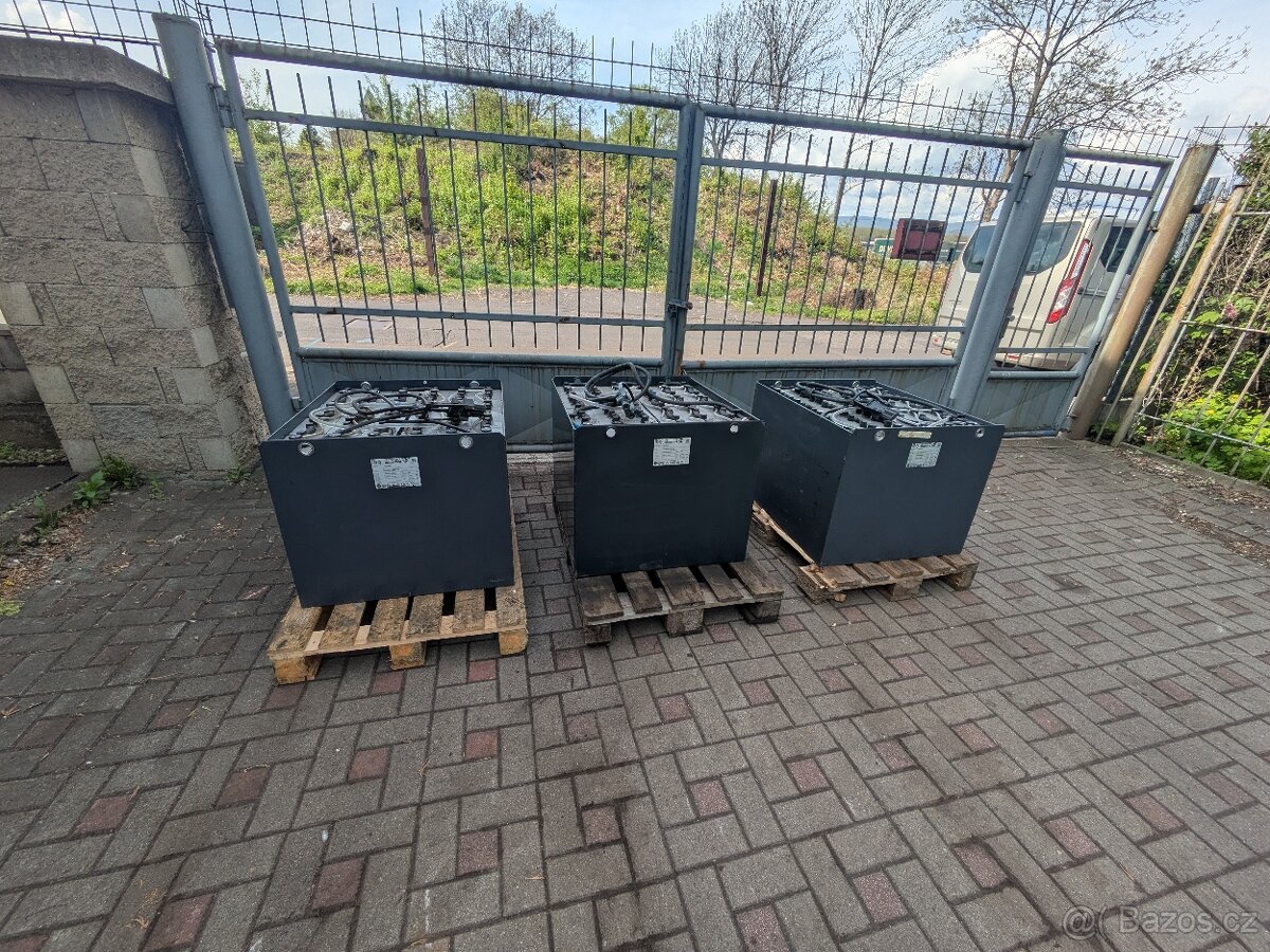 trakční baterie 48V 6PzS 750 Ah