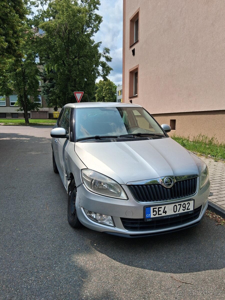 Havarovaná Škoda Fabia