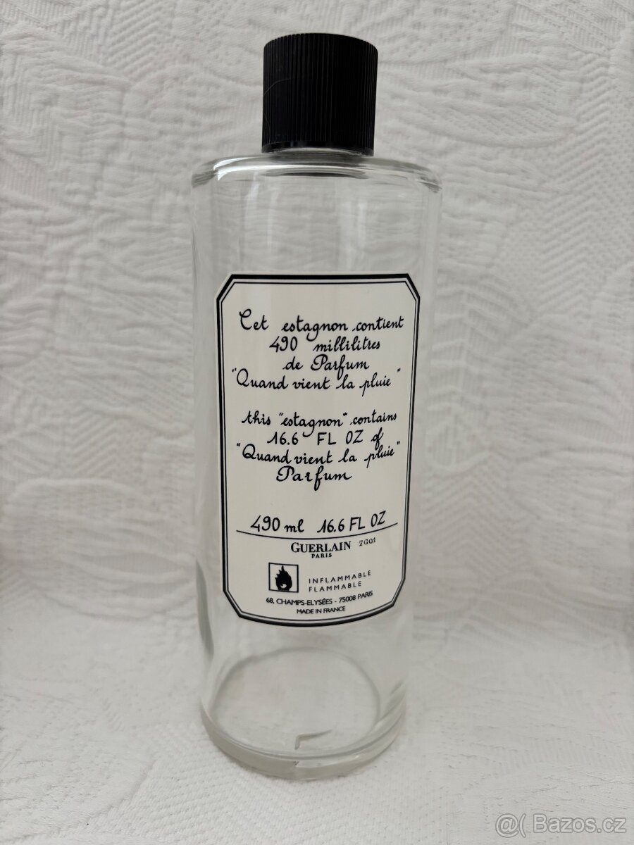 Velká flaška od parfému Guerlain