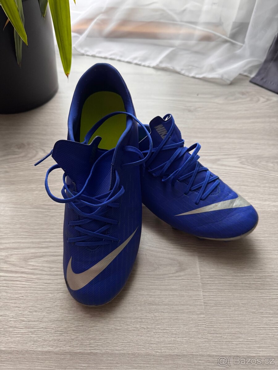NIKE VAPOR XII ACADEMY KOPAČKY PÁNSKÉ