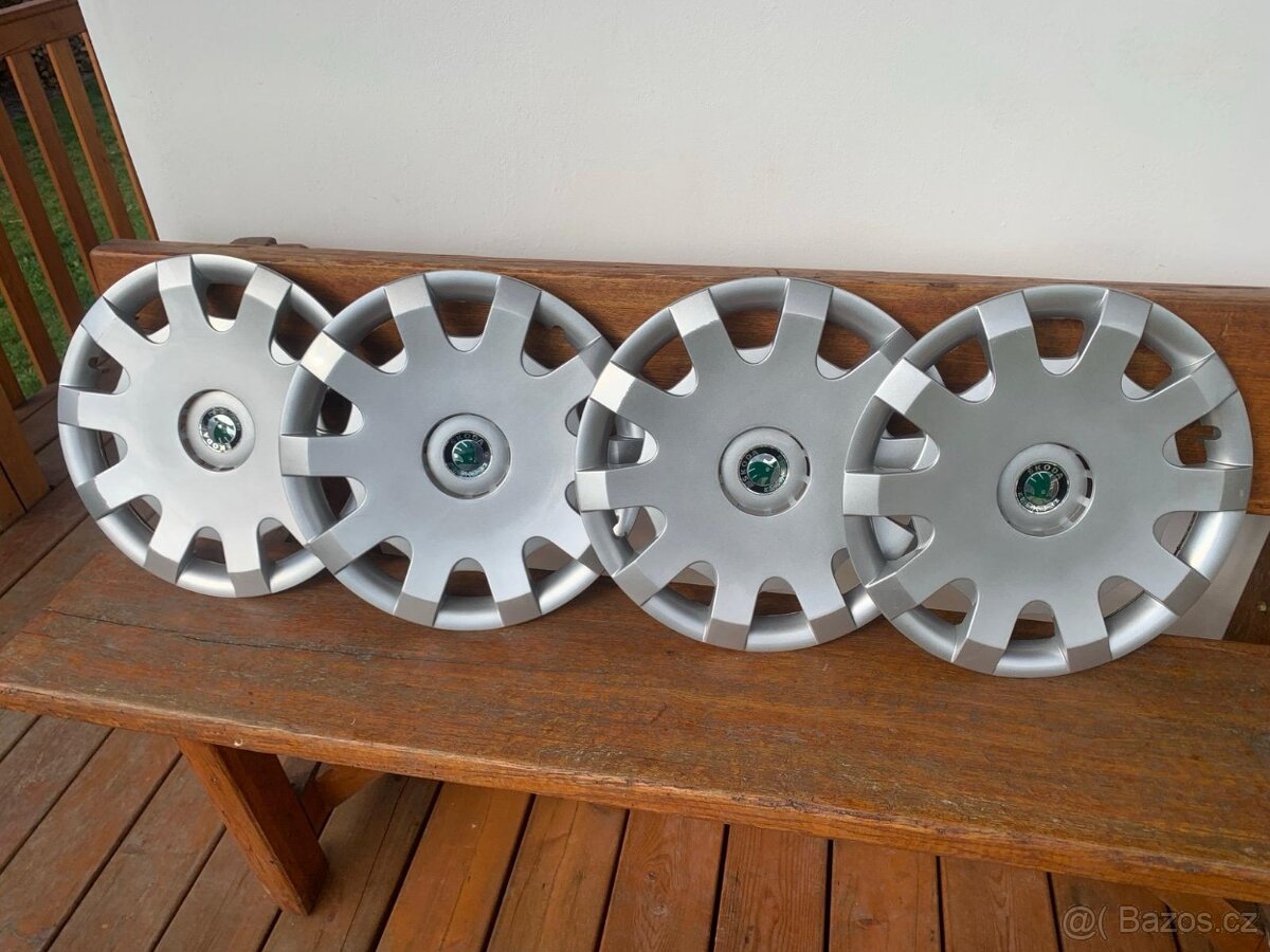 Pěkné poklice Škoda 15"