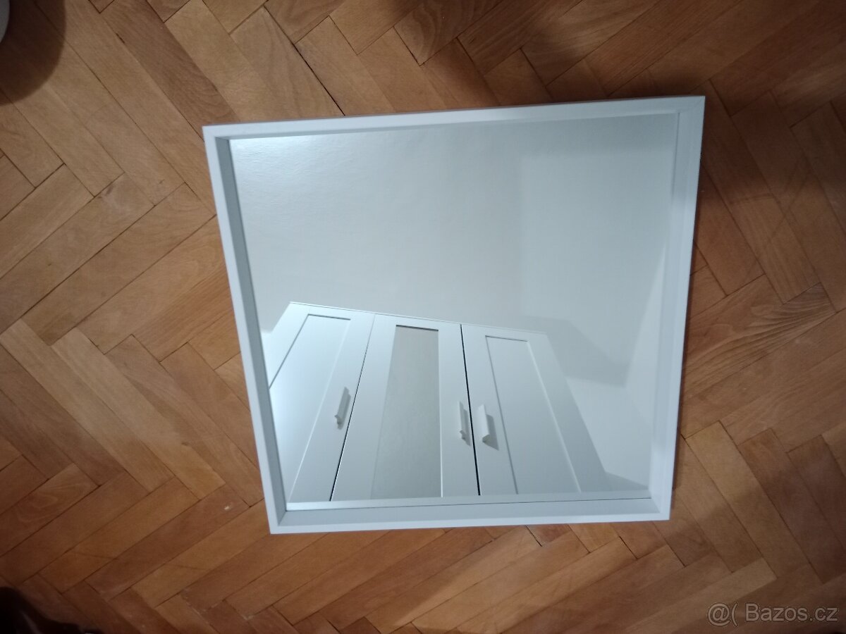 Zrcadlo Ikea