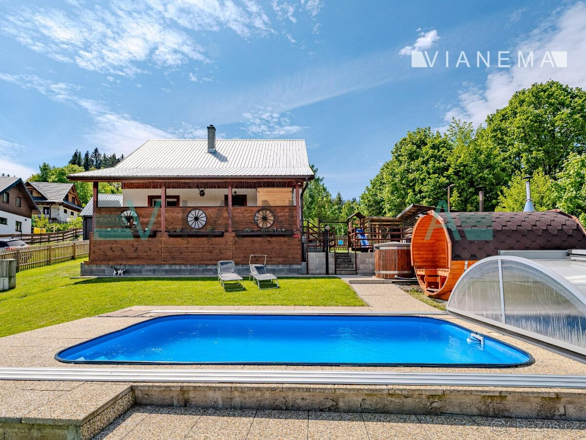 POUZE U NÁSWellness chata-soupisným číslem na hranici ČR/SR