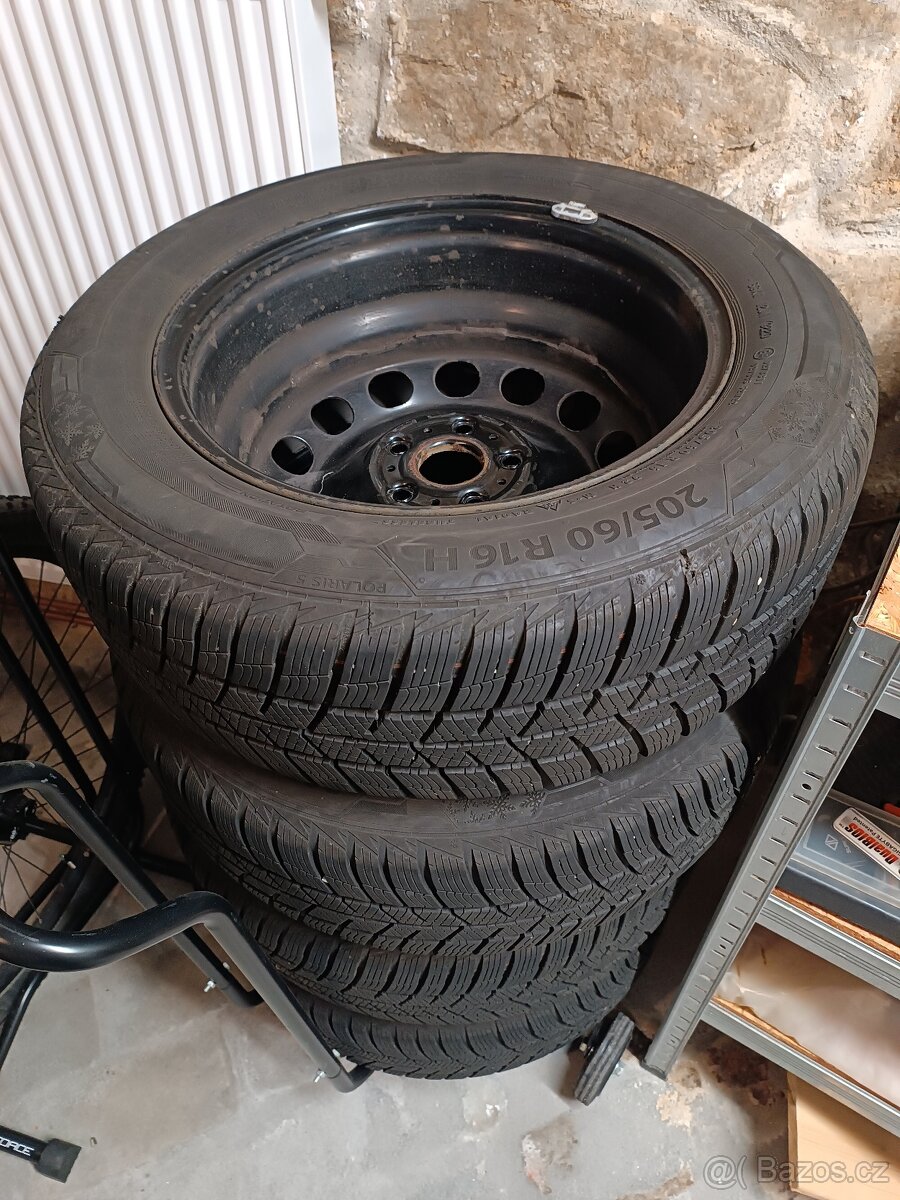 Zimní pneu včetně plech. disků Octavia