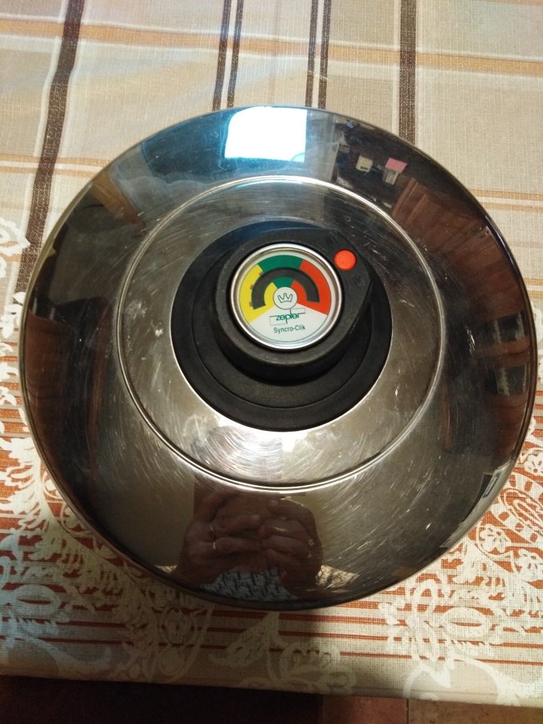 Tlaková poklice Zepter