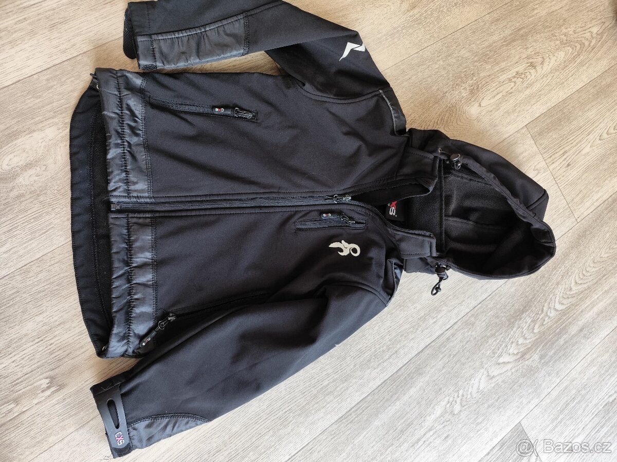 Chlapecká softshellová bunda vel 120