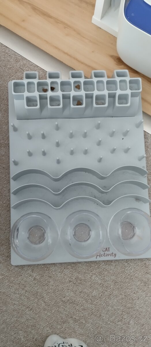 Zdarma Kočičí hlavolam a záchudek