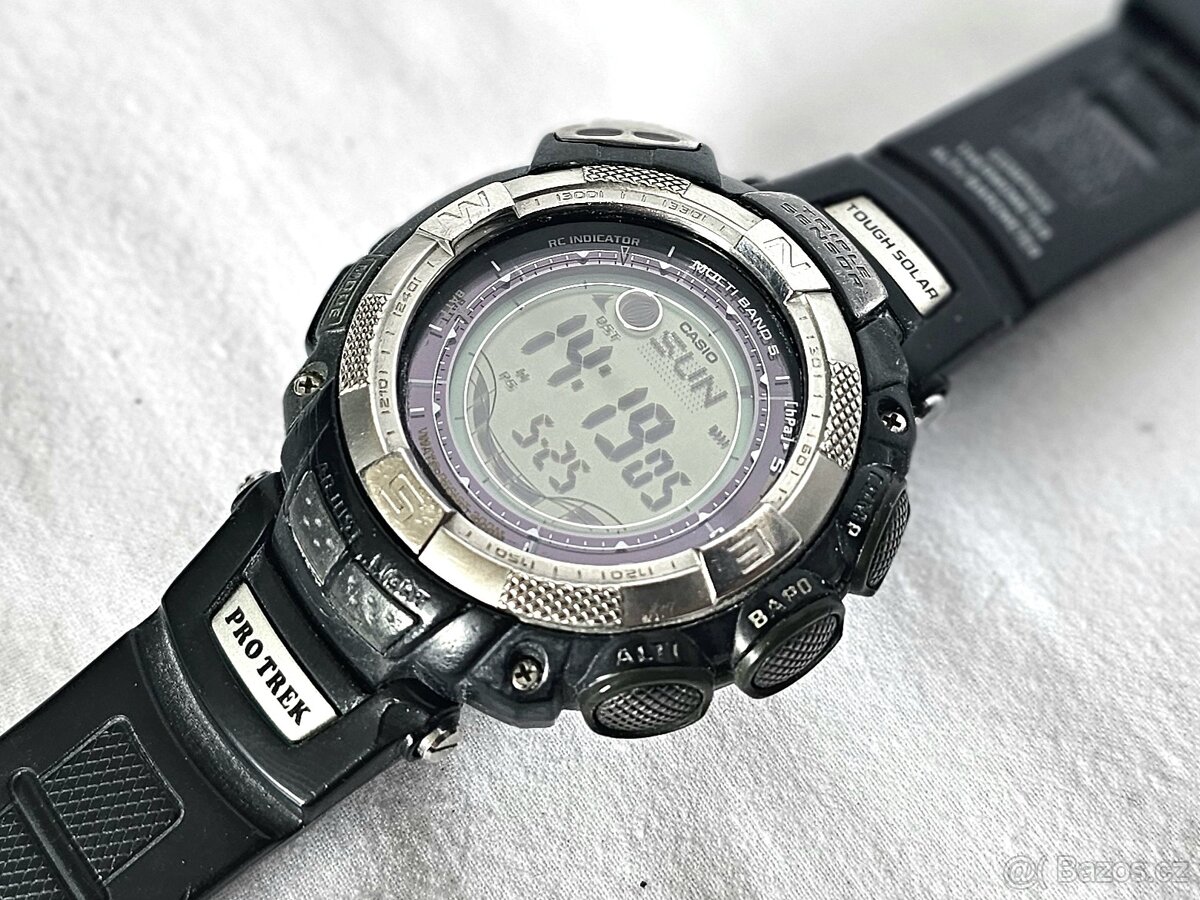 Hodinky Casio PRW-1500 Pro Trek