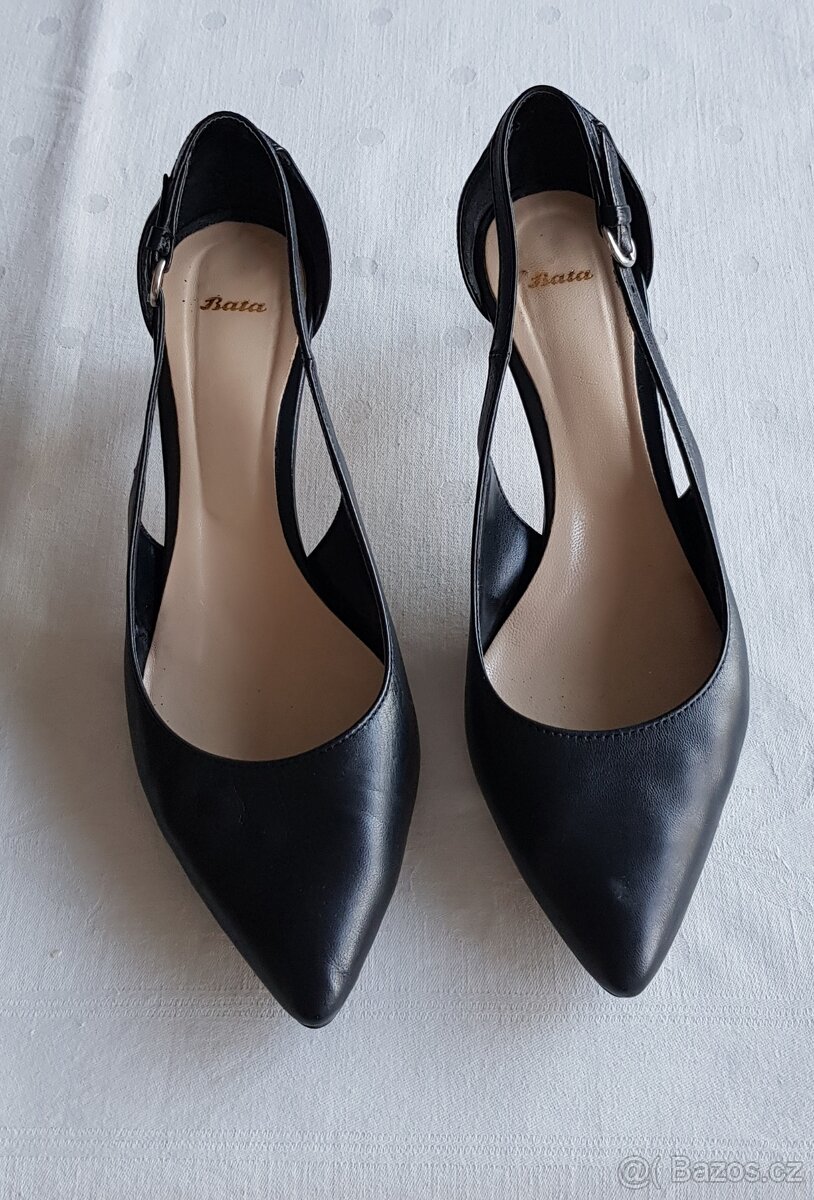 Dámské černé lodičky – značka Baťa