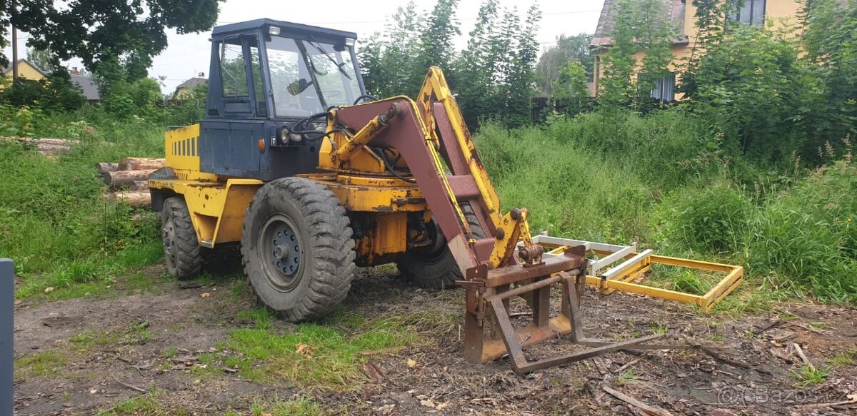 Čelní nakladač HON UN-053