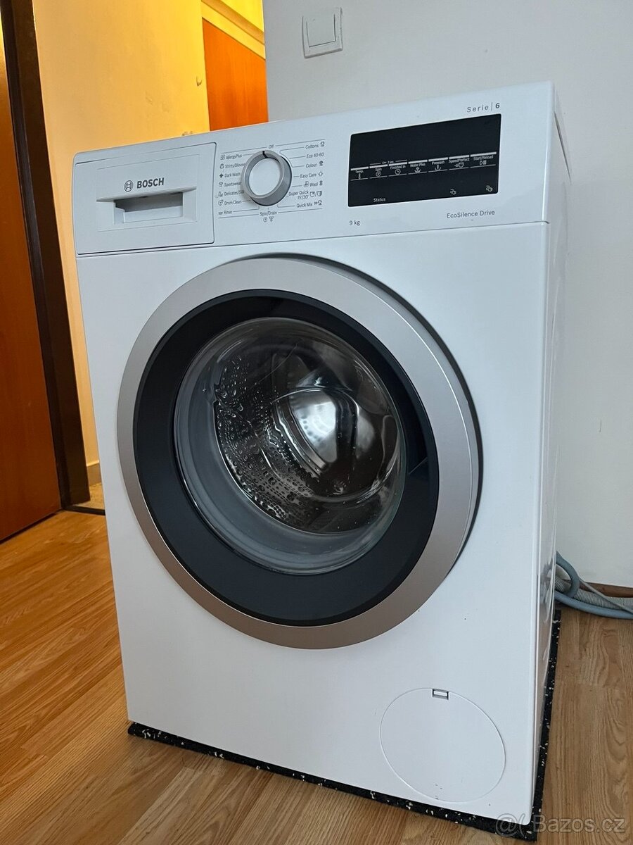 Pračka Bosch plně funkční