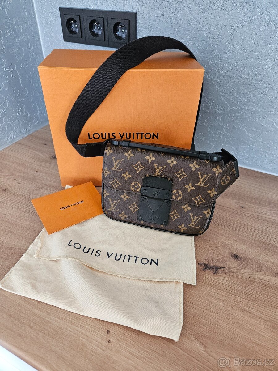 Louis Vuitton S lock Sling bag