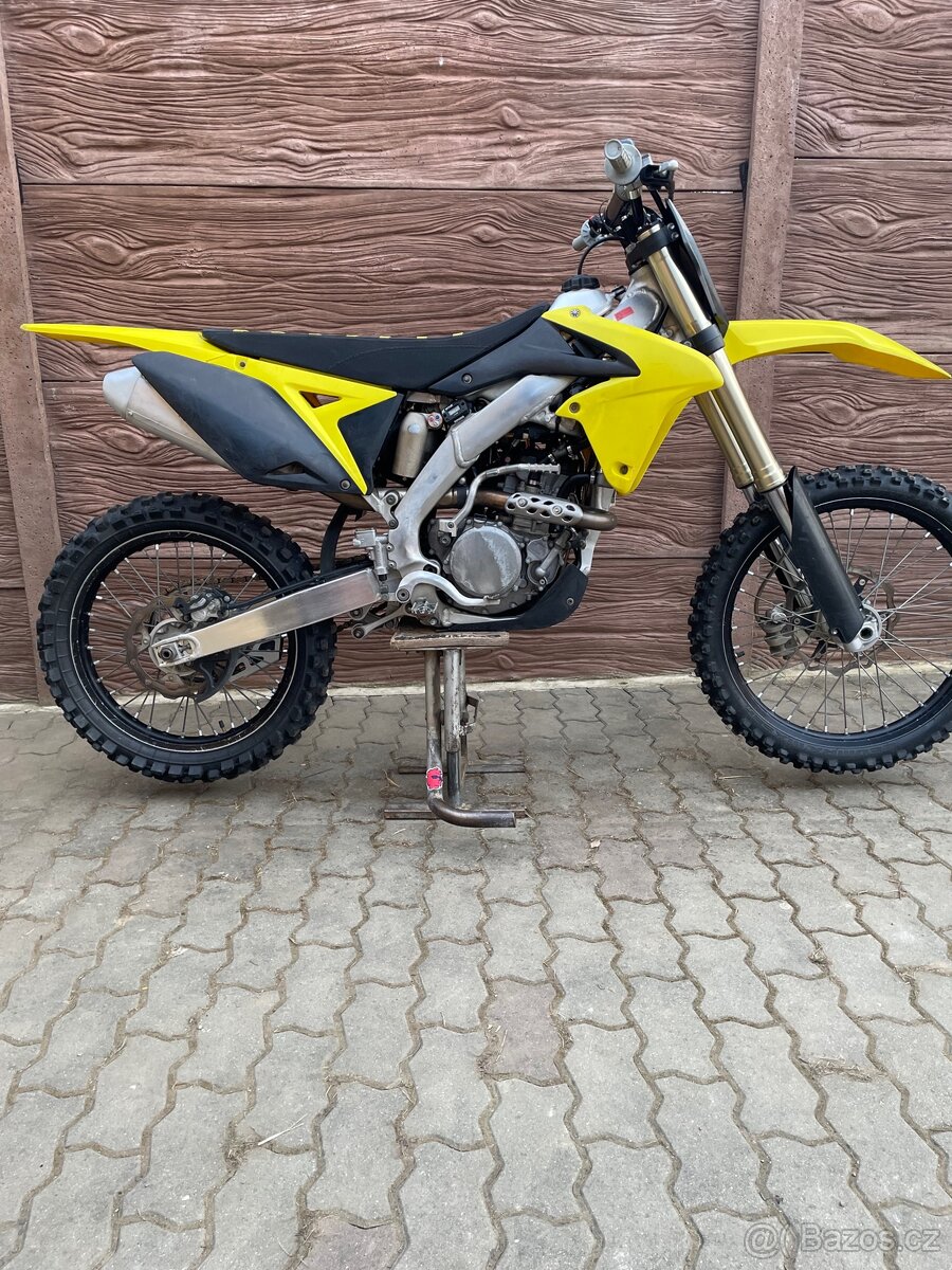 Suzuki rmz 250