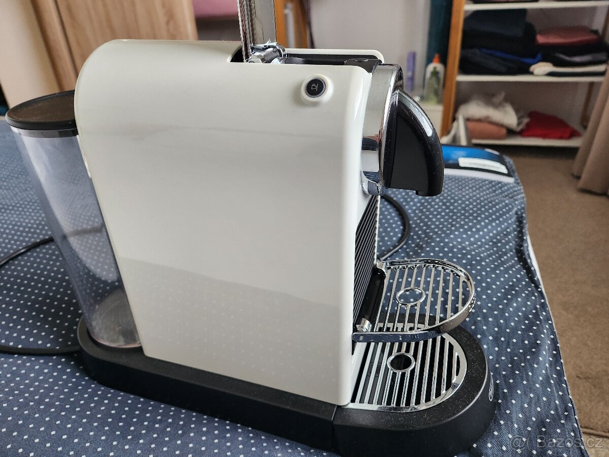 Nespresso De'Longhi CitiZ White EN267.WAE Kávovar na kapsle