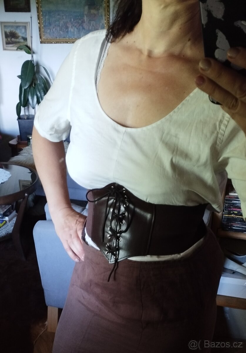 středověk selka žena a divka LARP