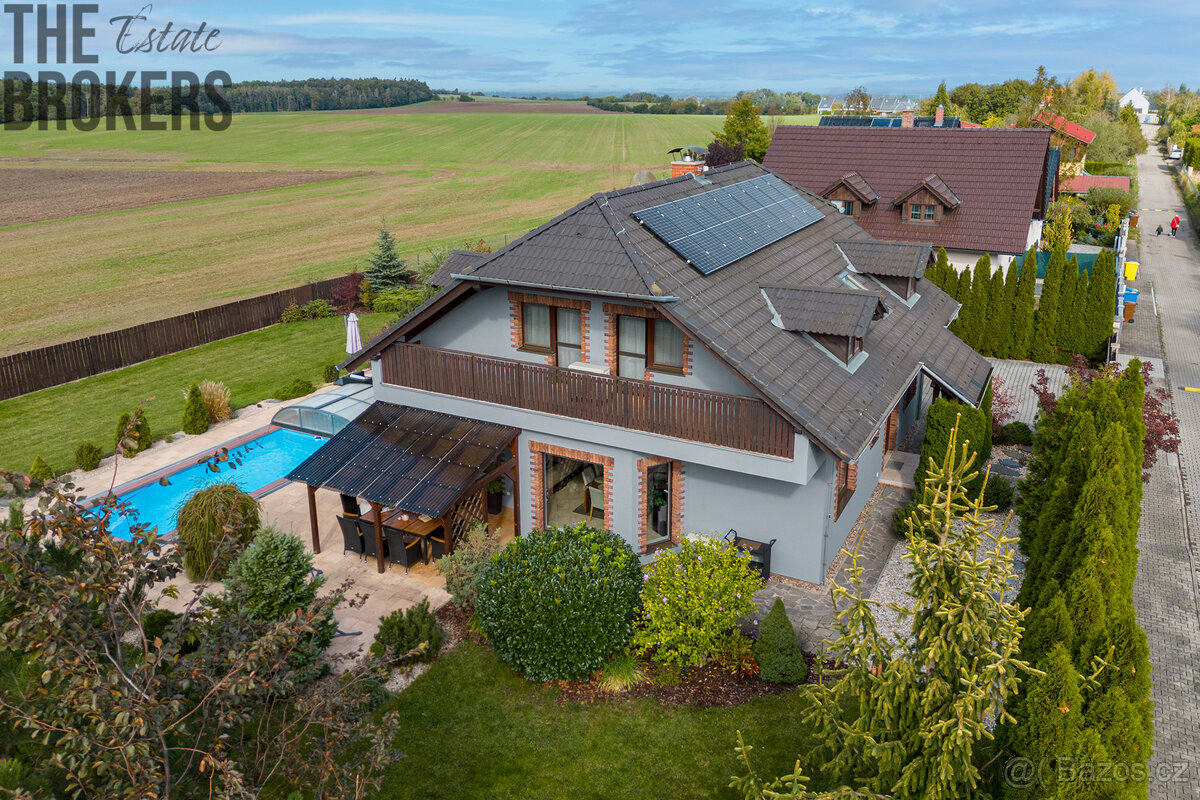 Prodej rodinného domu, pozemek 1275 m2, Doubek u Prahy