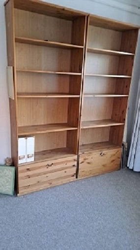 Knihovny Ikea