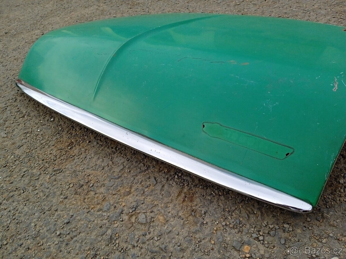 Kapota Škoda 1000MB žábrovka