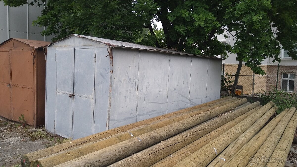plechová bouda ,sklad cca 6 x 2,5 m