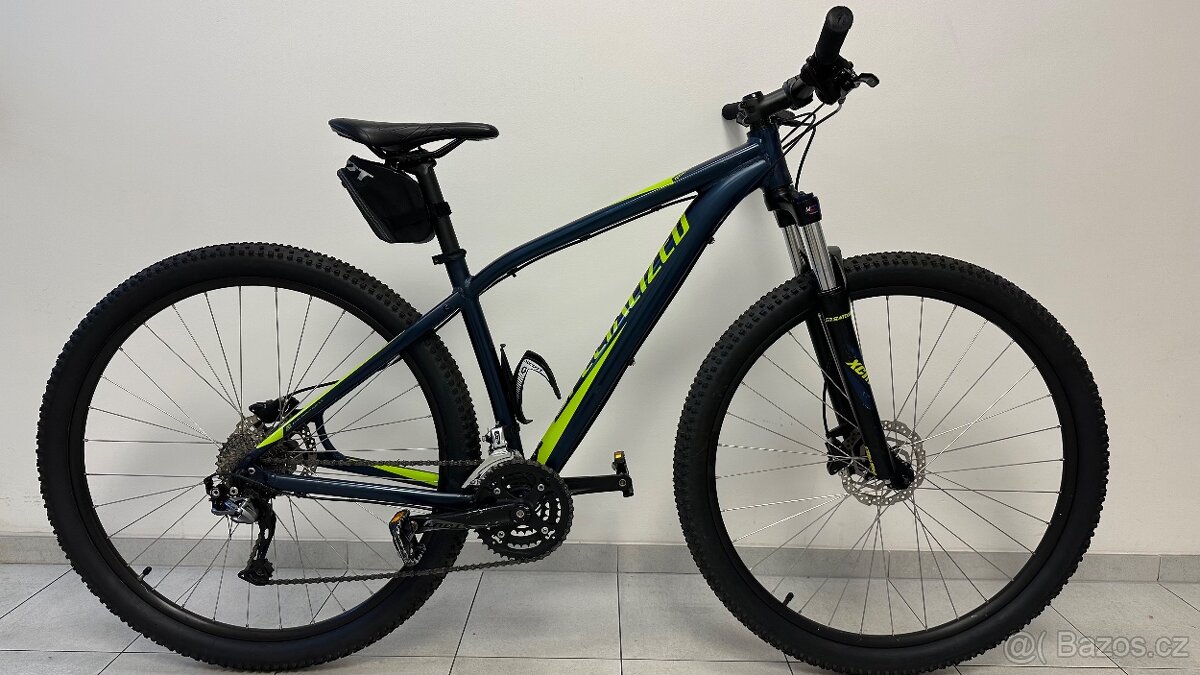 Horské kolo SPECIALIZED, M, kola 29", pro jezdce od 165 cm