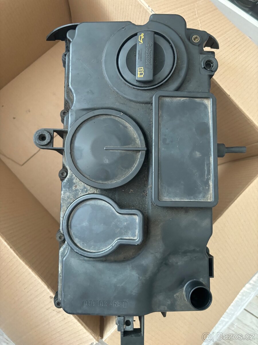 Víko ventilů Passat B6