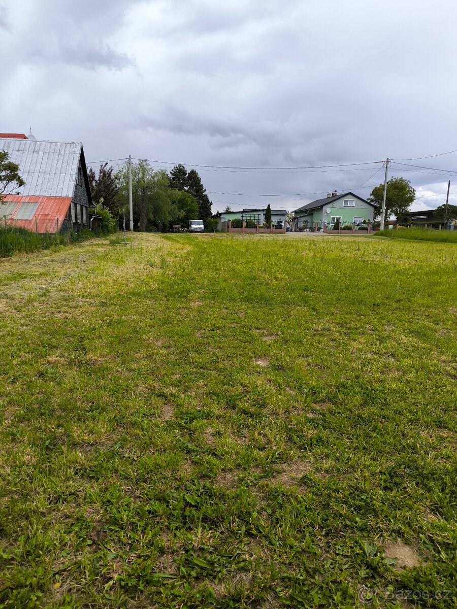Stavební pozemek 627m², v klidné části obce Dolní Lutyně