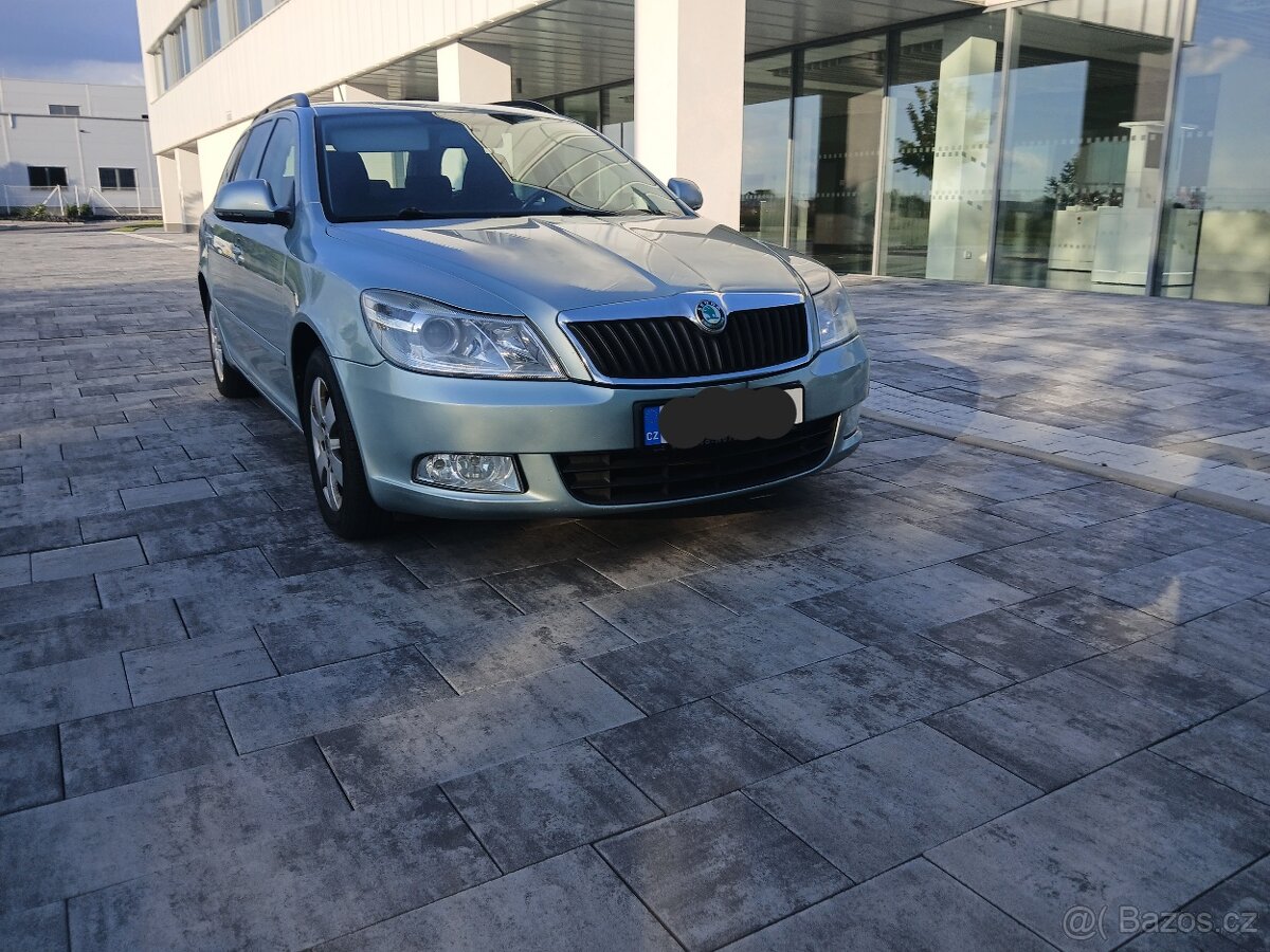 Škoda Octavia 1.6tdi elegance rok 2012