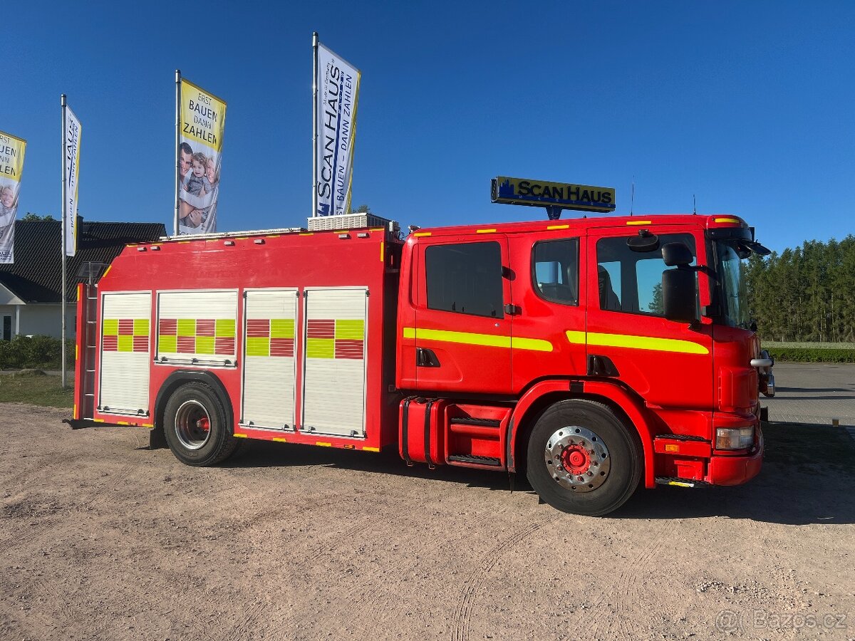 Prodáme hasičskou SCANIA P94 4x2 2000L vody, 500L pěny
