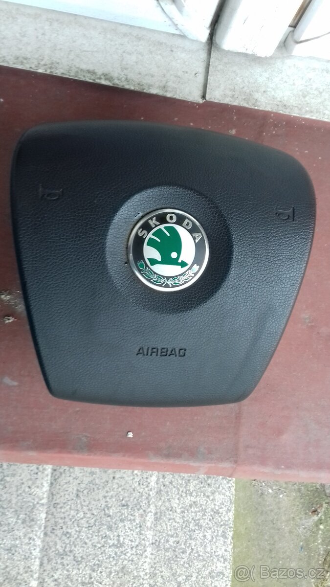 Airbag řidiče Škoda Fabia 1 nebo Superb 1 po faceliftu