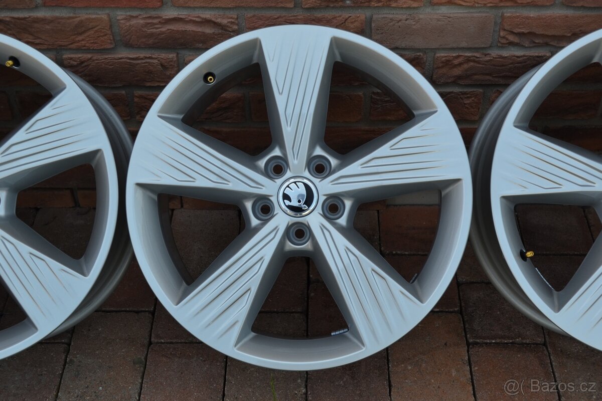 5x112 R19 Hliníkové disky Škoda Superb 3