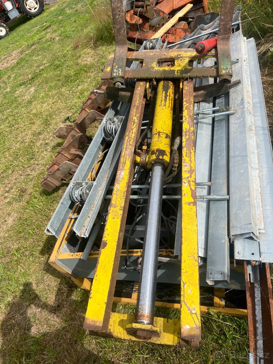 Vidle za traktor