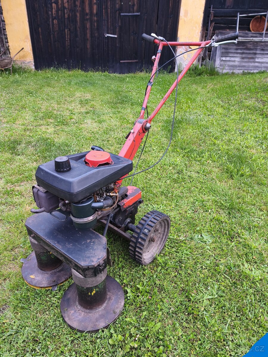 Prodám Dvoububnovou rotační sekačku Tera Vari BDR 700...