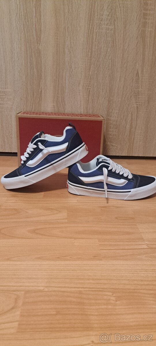 Vans knu skool