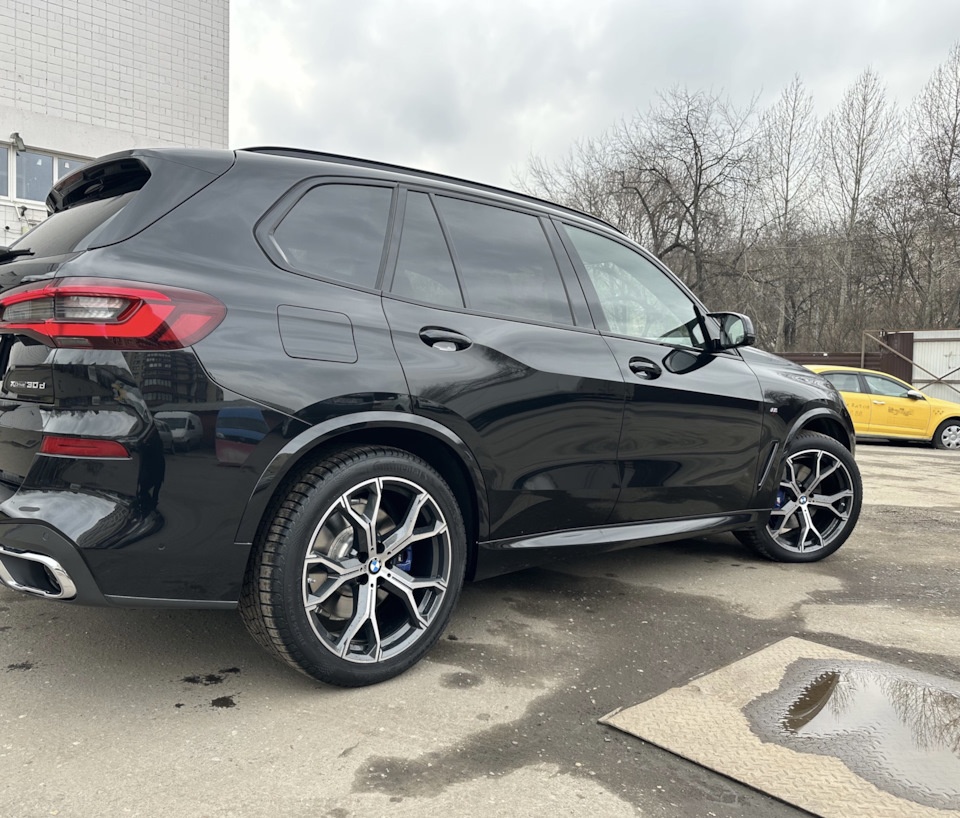 Originál sada 21" BMW G05, X5,X6 style 741M