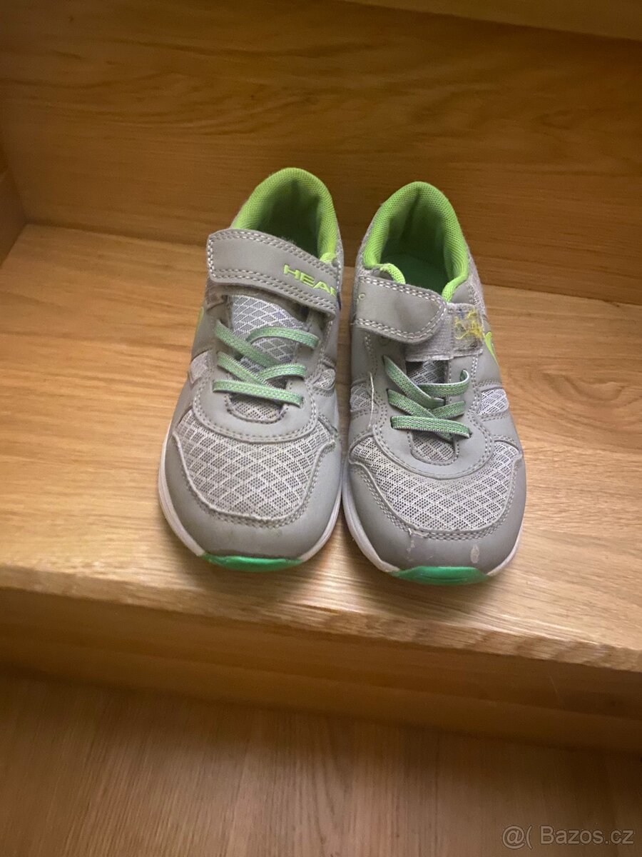 Prodám klučičí sportovní boty