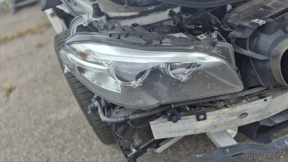 Originalni xenon bmw f10 f11 lci