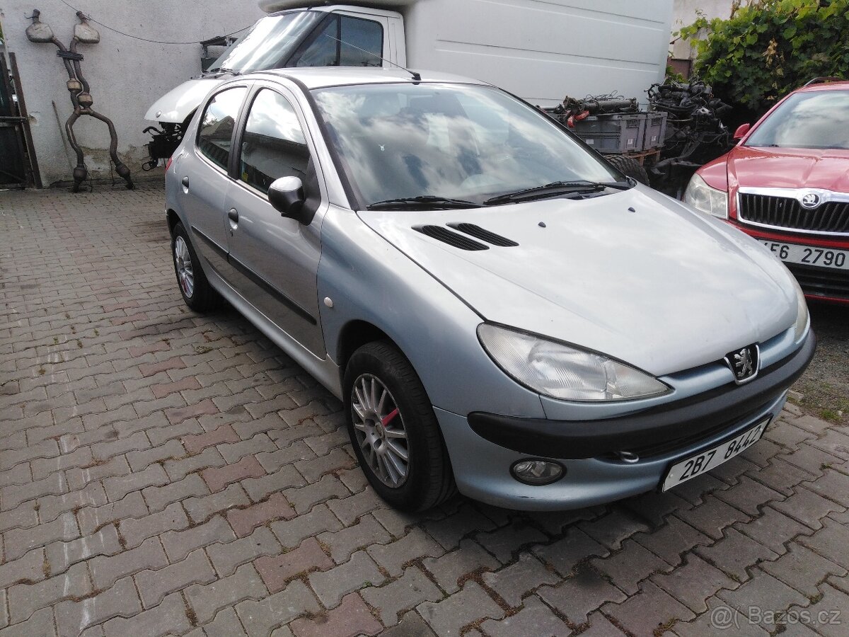 Peugeot 206 1.1 44kW