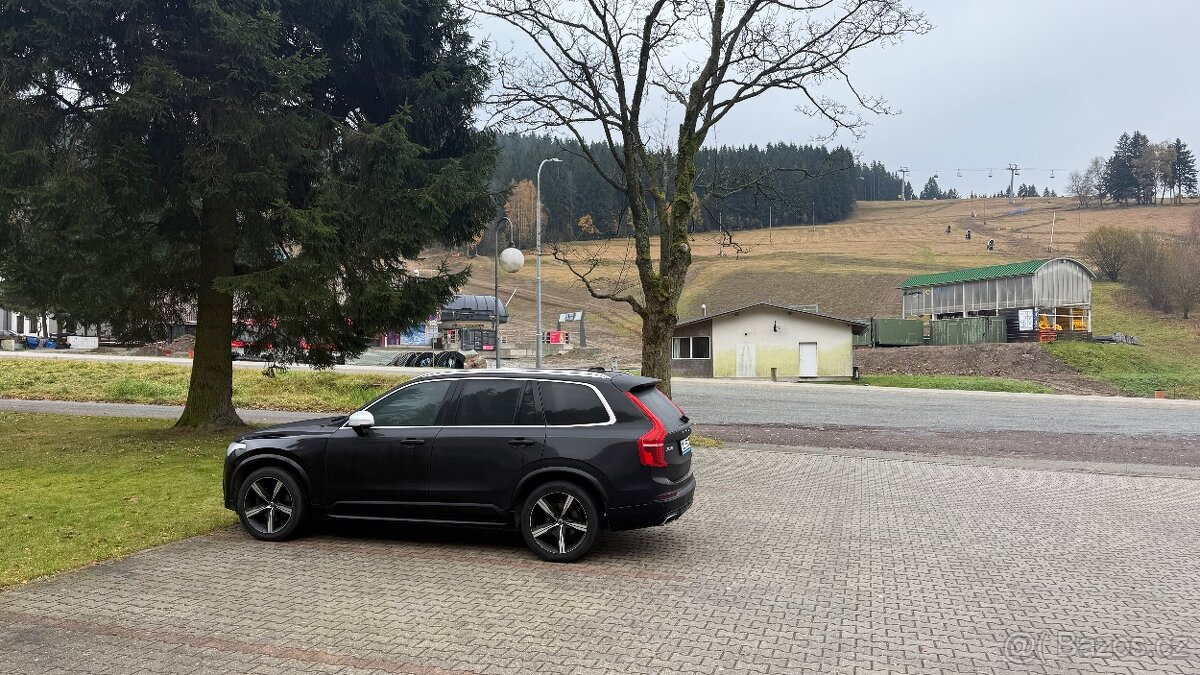 Volvo XC90 rok 2019  koupím střešní příčníky
