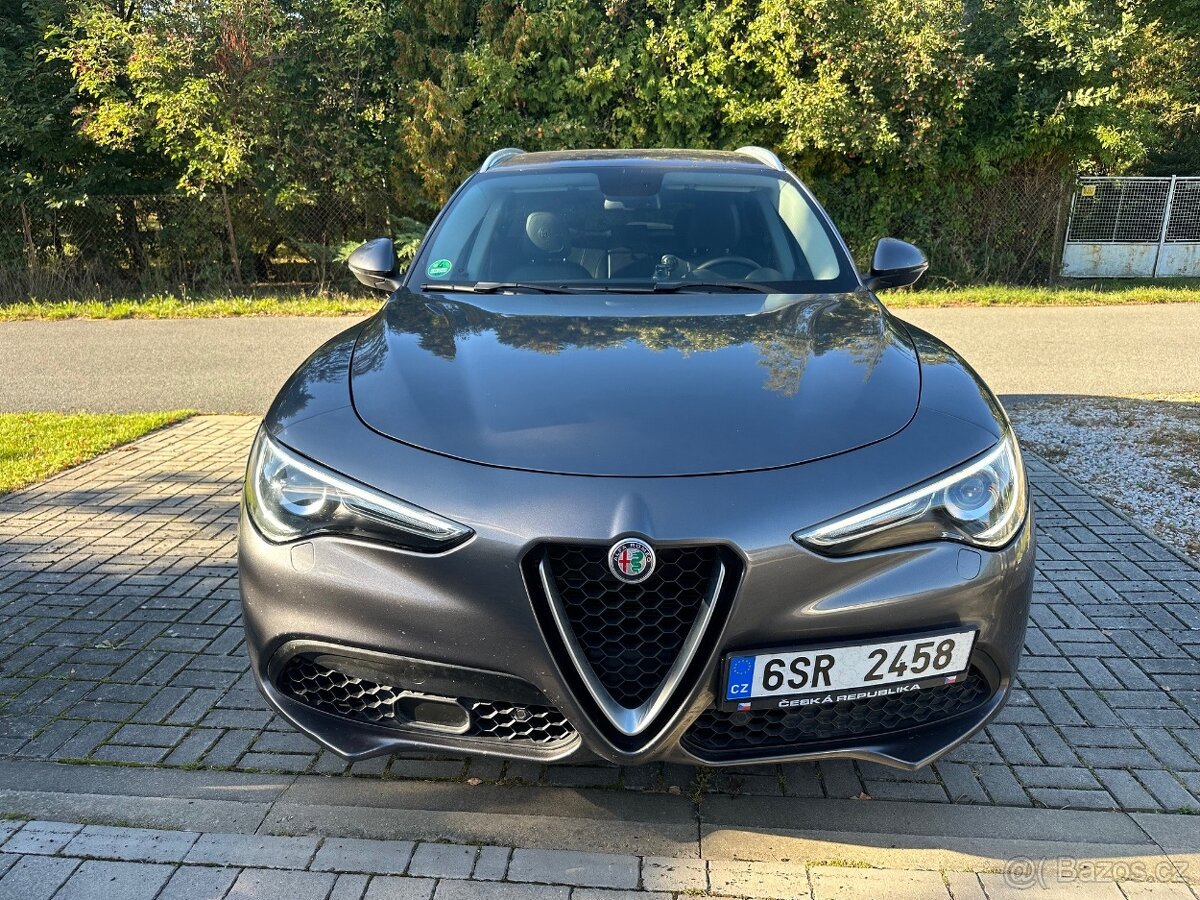 Alfa Romeo Stelvio 2.0T, 280k, AWD, Aut., top stav