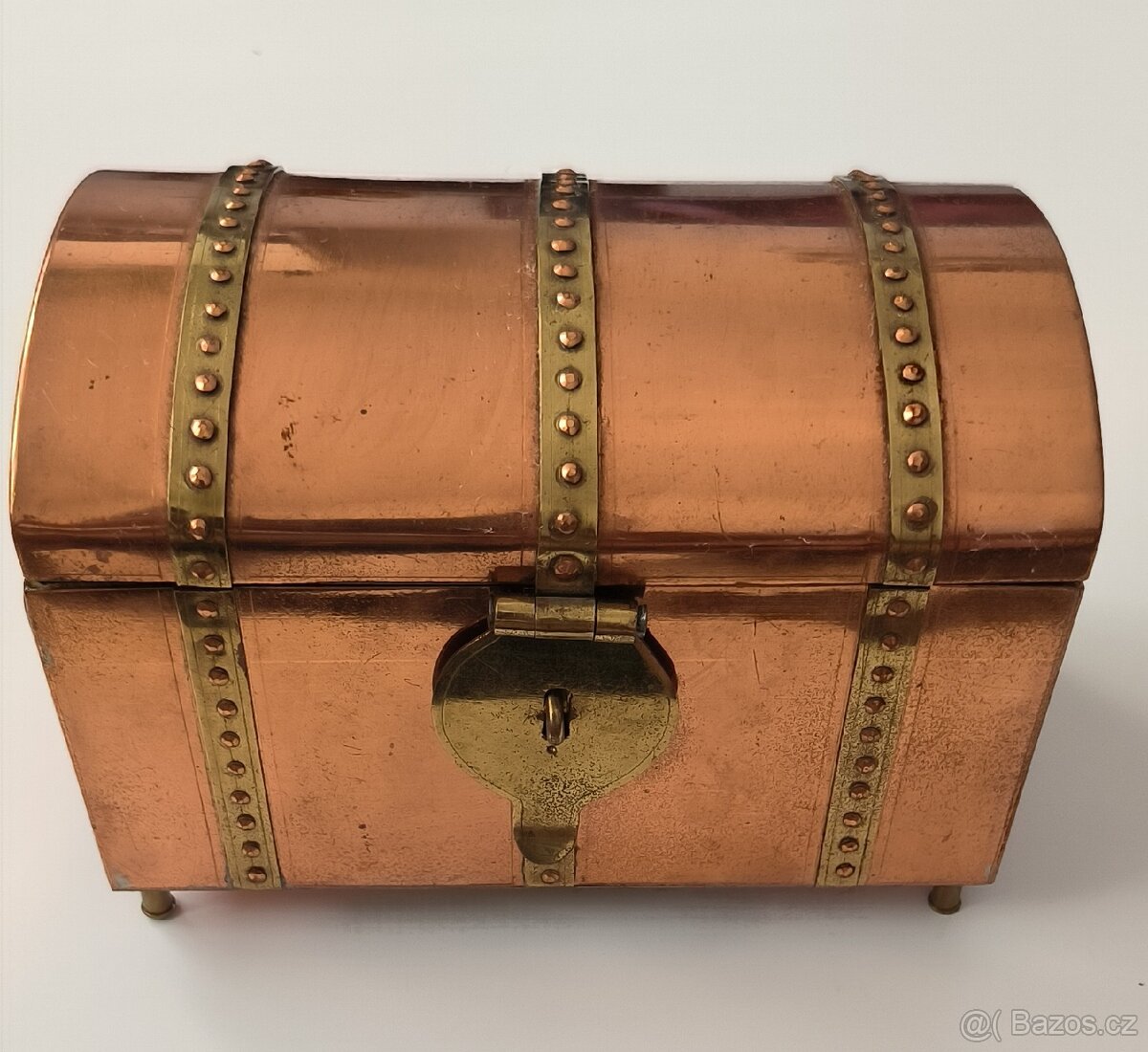 MOSAZNÁ ŠPERKOVNICE