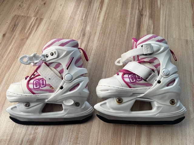 Dívčí lední brusle 26 - 29
