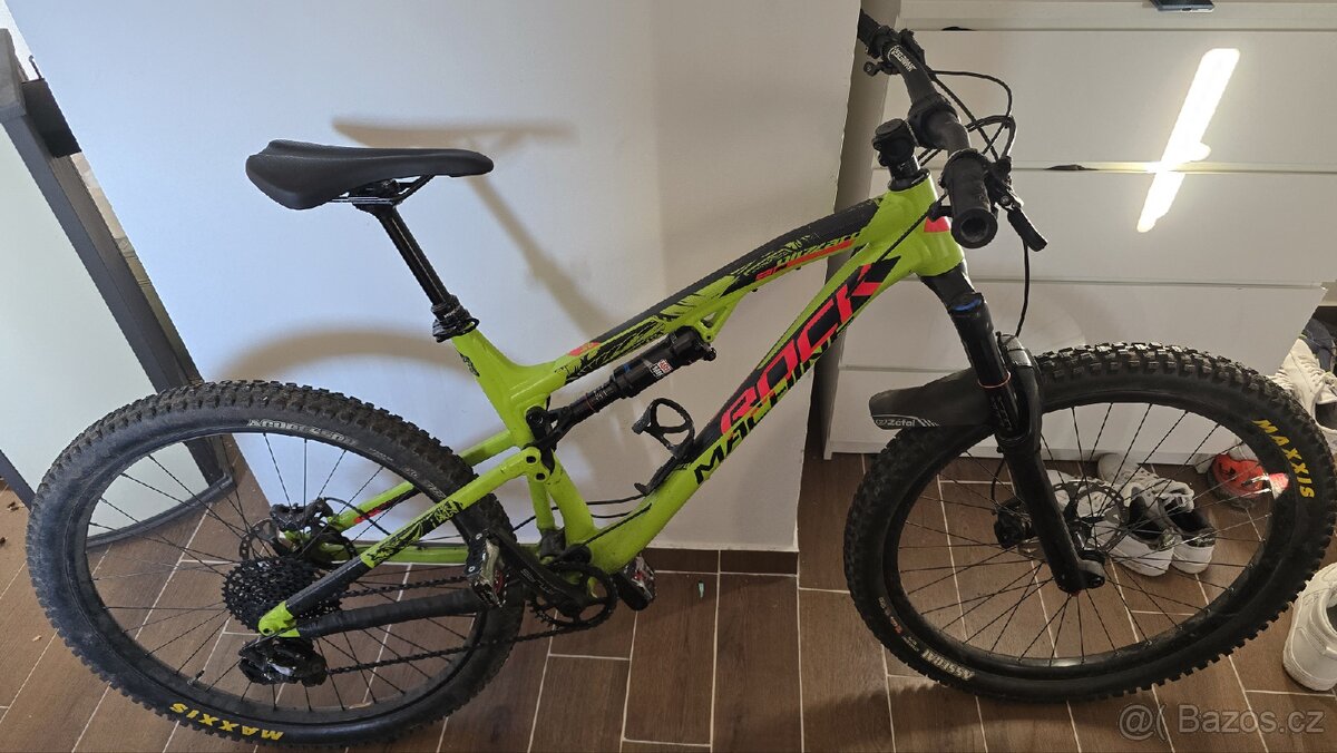 Rock machine blizzard