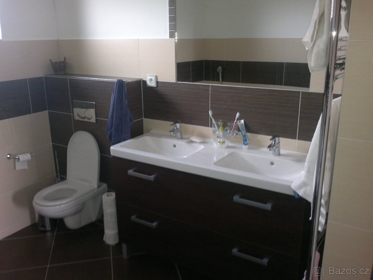 Prodám závěsné WC