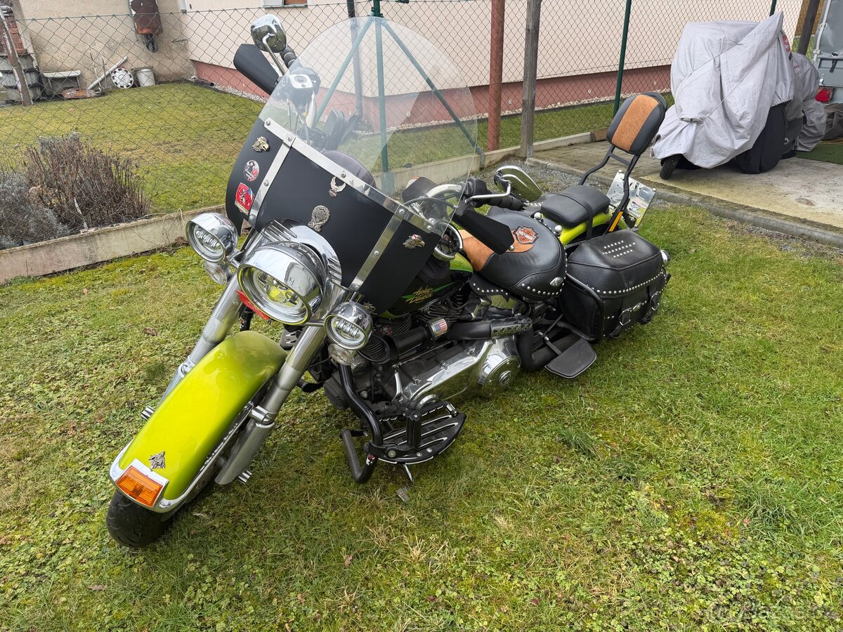 Harley-Davidson FXSTC Softail Custom